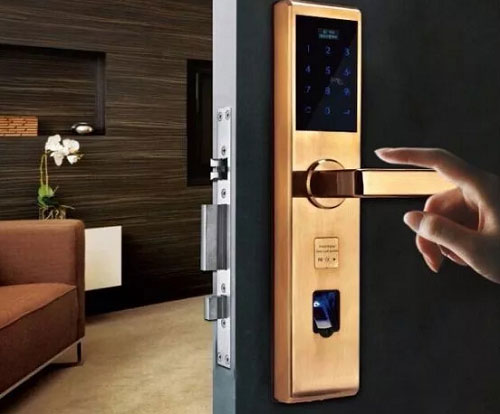 智能門鎖進入3.0時代，貓眼功能成獲客利器