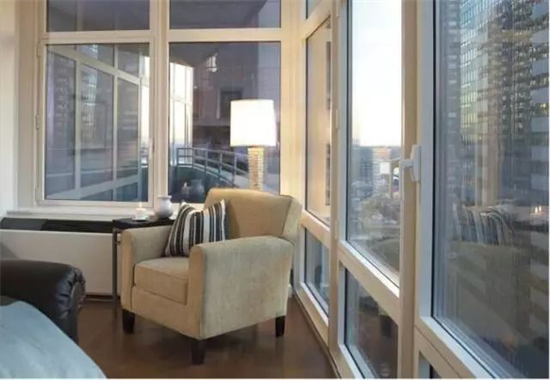 門窗選擇攻略：鋁合金門窗與塑鋼門窗的優勢與劣勢大盤點