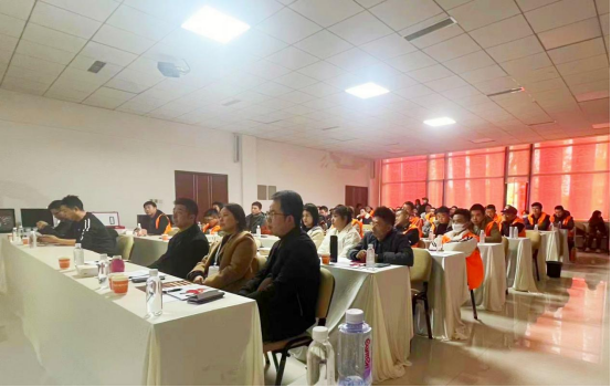 臻啟2024丨安晨門窗2024戰(zhàn)略發(fā)布暨產(chǎn)品發(fā)布會(huì)啟幕