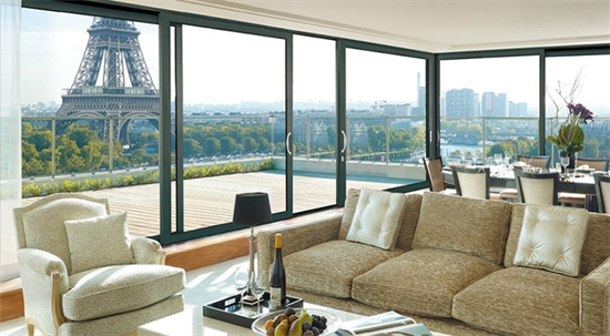 門窗品牌：室內外空間的和諧過渡