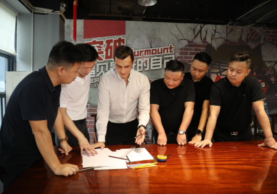 跨界合作新典范：鑫華派鋁業與意大利設計師共創未來