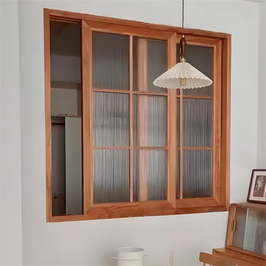 門窗材質選擇指南：鋁合金、塑鋼、實木的性能對比與應用場景