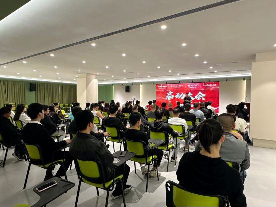 鑫華派鋁業2025目標啟動大會：蓄勢待發，劍指新程