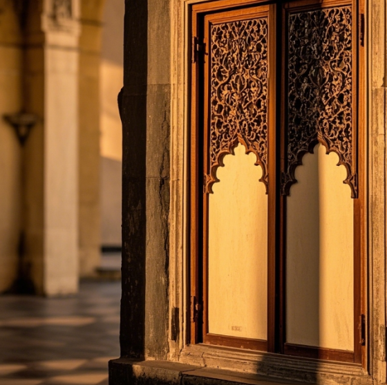 南方品牌門窗防潮密碼：PA66GF25隔熱條為何比黃金重要?