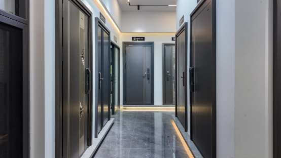 東莞中堂大商李小平：逆勢破局，擴建“鋼亦美”開啟創業新征程