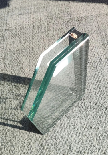 住向門窗丨告別喧囂 守護靜謐:高檔小區(qū)隔音門窗選購指南