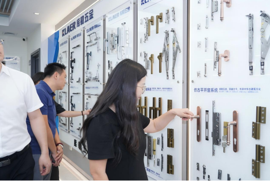 聚力同行,探路全球丨華商EMBA×庫(kù)勒五金出海思享會(huì)圓滿落幕