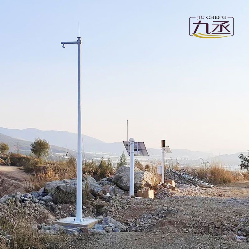 水文監測站+GNSS位移監測站+雨量監測站實拍